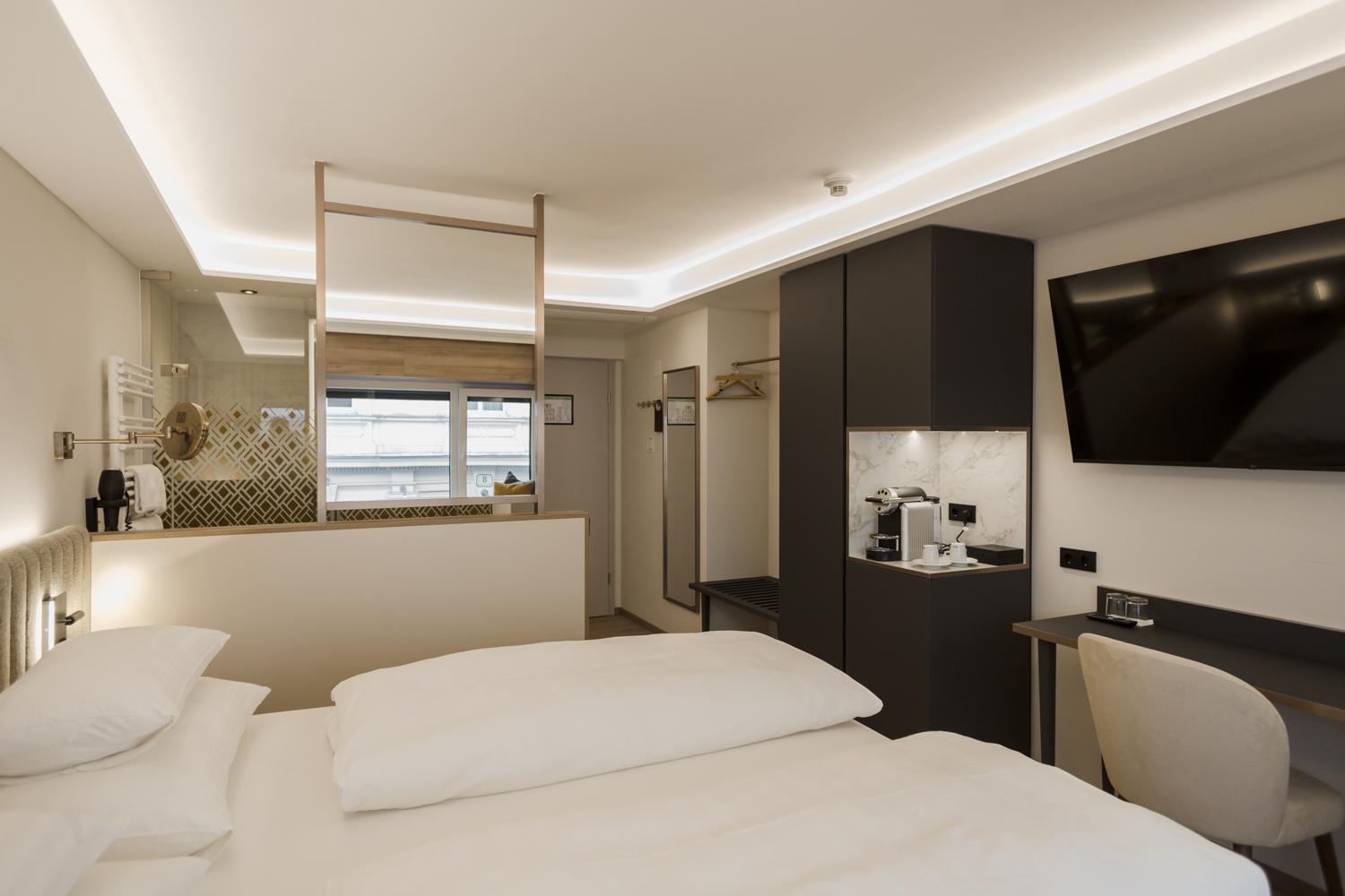 Hotel Schwarzer Baer Linz Exterior photo